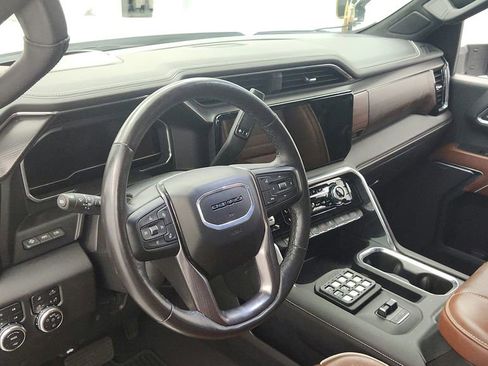Used 2024 GMC Sierra 3500 Denali Ultimate image 27