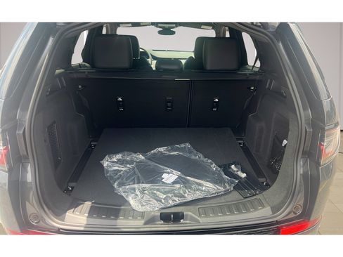 New 2026 Land Rover Discovery Sport Landmark AWD/4WD image 19