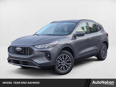 New 2025 Ford Escape SE w/ Class II Trailer Tow Package