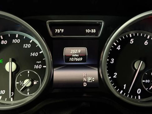 Used 2016 Mercedes-Benz GL 450 4MATIC w/ Premium I Package image 44