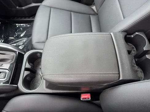 Certified 2025 GMC Canyon Elevation w/ Convenience Package AWD/4WD image 23