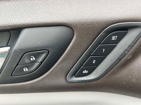 Used 2018 GMC Acadia SLT FWD image 28