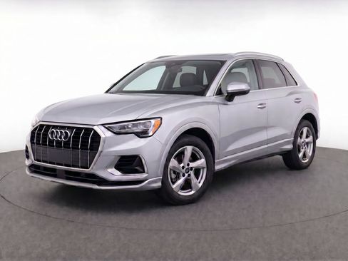 Used 2020 Audi Q3 2.0T Premium AWD/4WD image 34
