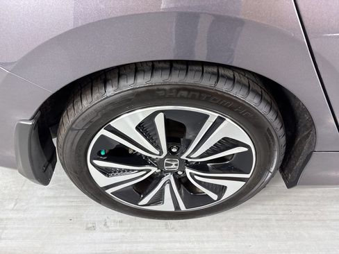 Used 2017 Honda Civic EX-L image 10