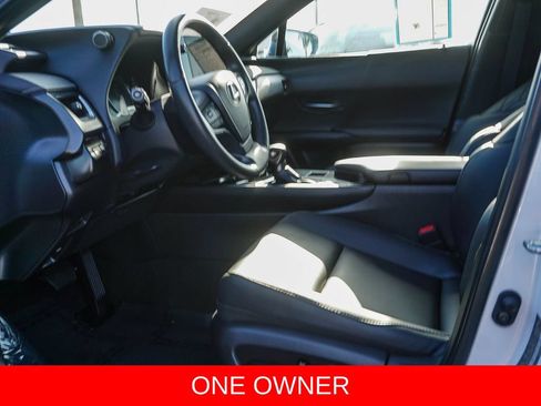 Used 2024 Lexus UX 250h FWD image 17