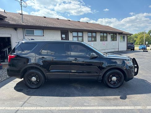 Used 2016 Ford Explorer 4WD Police Interceptor w/ 2-tone Vinyl Package #1 image 2