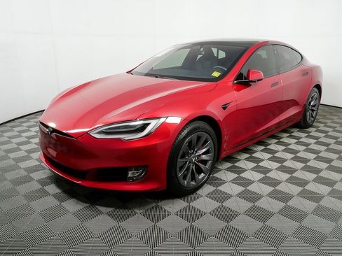 Used 2020 Tesla Model S Performance image 26
