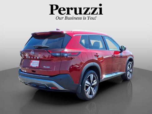 Certified 2023 Nissan Rogue SL w/ SL Premium Package AWD/4WD image 3