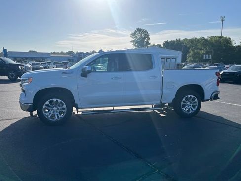 Used 2024 Chevrolet Silverado 1500 LTZ w/ Z71 Off-Road Package AWD/4WD image 39