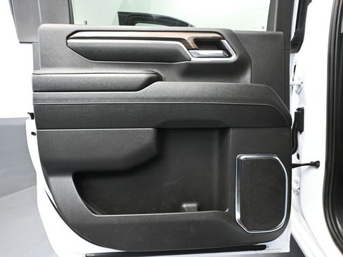 Used 2024 Chevrolet Silverado 2500 LT w/ Convenience Package AWD/4WD image 37