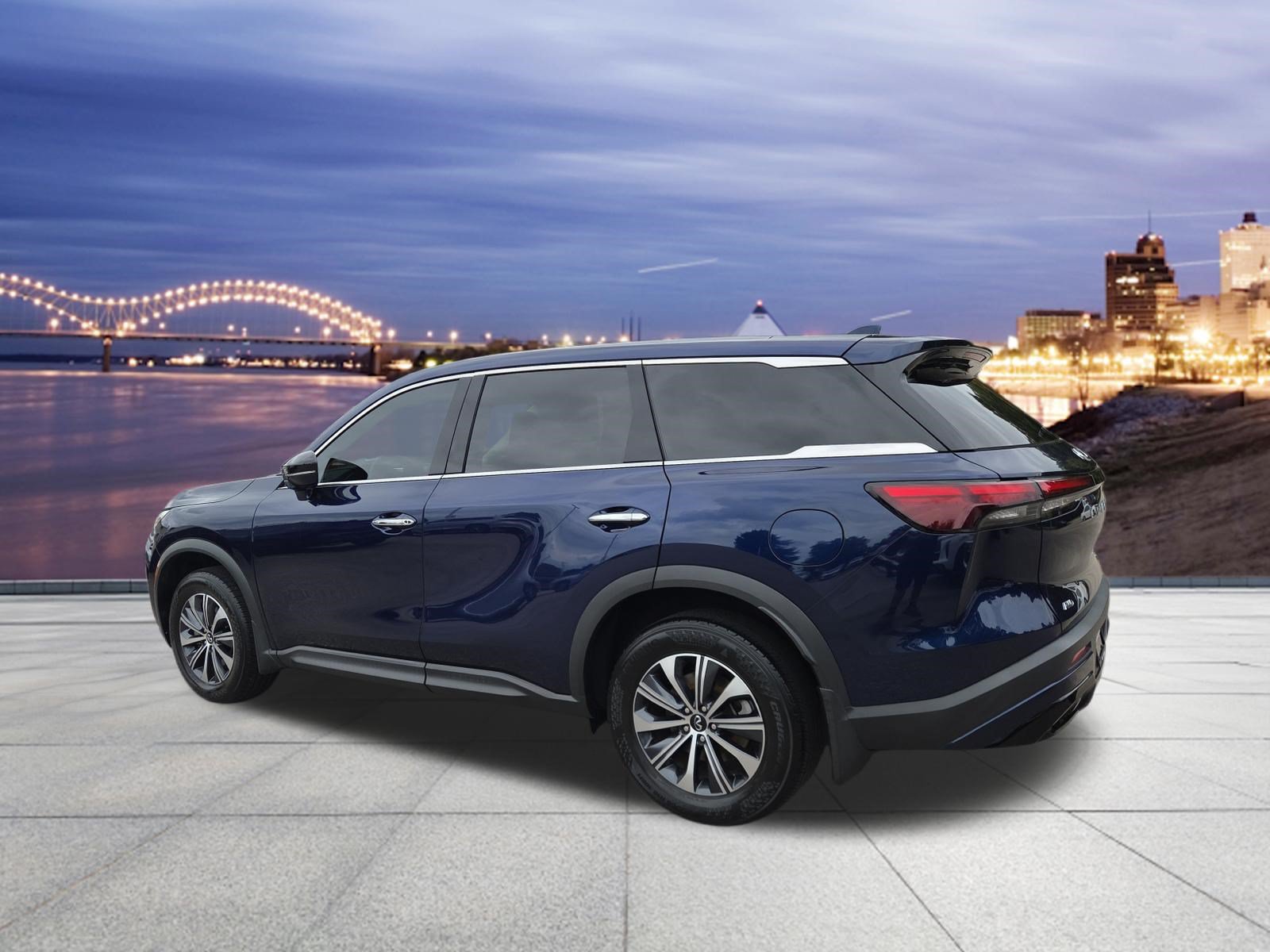 Used 2024 INFINITI QX60 Pure AWD/4WD image 3