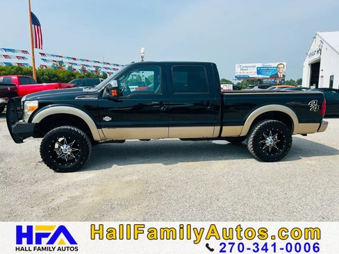 Used 2012 Ford F250 King Ranch w/ King Ranch w/Chrome Pkg AWD/4WD image 2