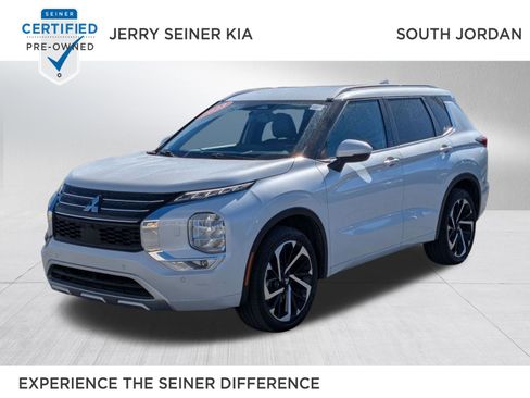 Used 2023 Mitsubishi Outlander SEL AWD/4WD image 1