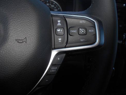Used 2026 RAM 1500 Big Horn AWD/4WD image 25