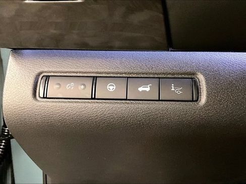 New 2026 Nissan Pathfinder Platinum w/ Cargo Package AWD/4WD image 30