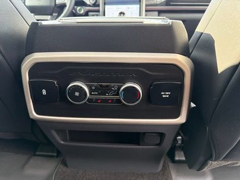 Used 2023 Ford Expedition Limited RWD image 14