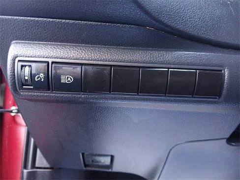 Used 2022 Toyota Corolla LE image 19