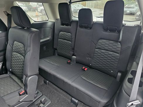 New 2026 Nissan Pathfinder SV image 21