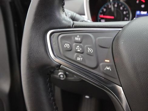 Used 2020 Chevrolet Equinox LT AWD/4WD image 17
