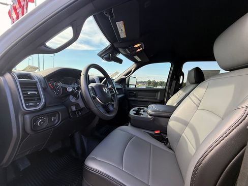 New 2026 RAM 3500 Tradesman AWD/4WD image 4