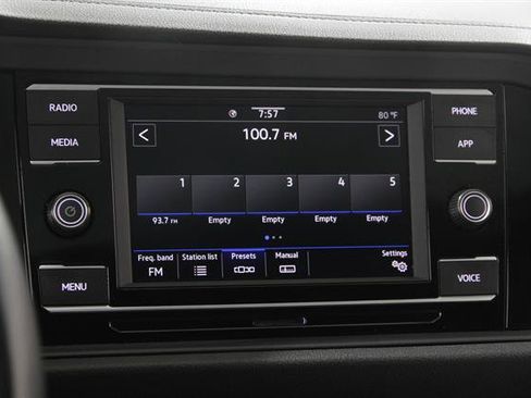 Used 2020 Volkswagen Jetta R-Line w/ R-Line Cold Weather Package FWD image 10