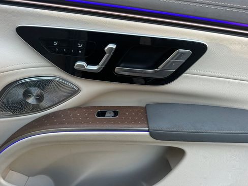 Certified 2023 Mercedes-Benz EQS 580 4MATIC SUV image 35