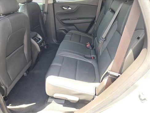 Used 2024 Chevrolet Blazer LT w/ Sound & Technology Package FWD image 18