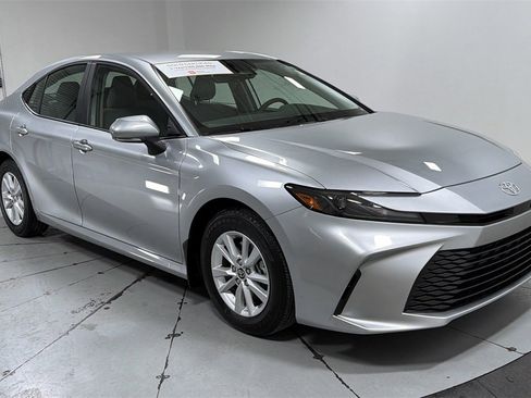 Certified 2026 Toyota Camry LE w/ Convenience Package image 3