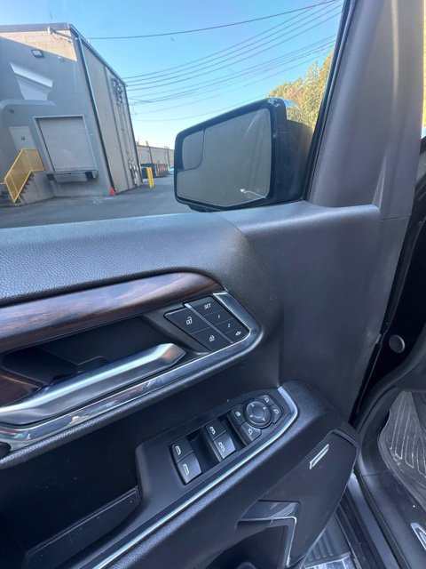 Used 2024 GMC Sierra 1500 SLT w/ SLT Premium Package AWD/4WD image 8