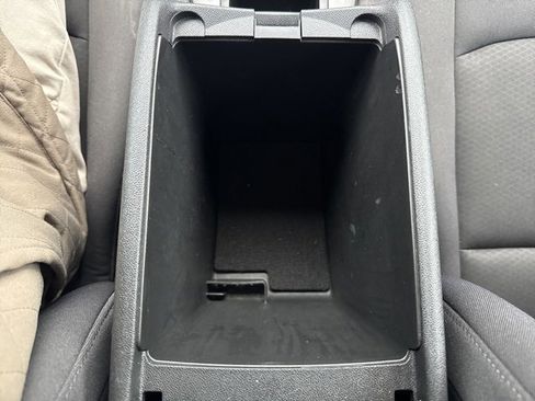 Used 2023 Chevrolet Malibu LT image 25