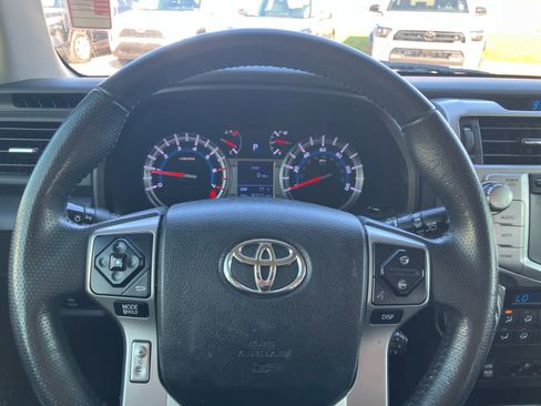 Used 2017 Toyota 4Runner Limited image 15