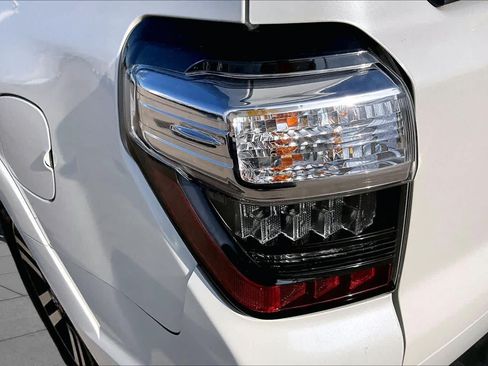 Used 2016 Toyota 4Runner Limited RWD image 28