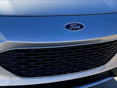 Used 2021 Ford Escape SEL image 30