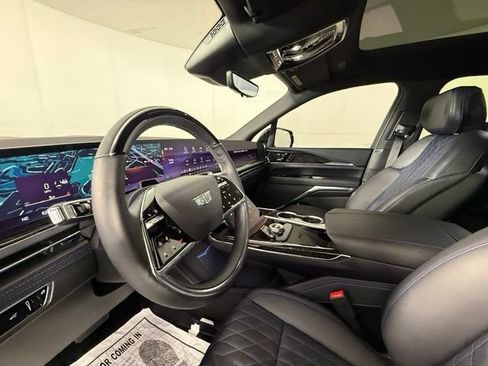 Used 2026 Cadillac Escalade IQ Sport 1 w/ LPO, Floor Liner Package AWD/4WD image 19