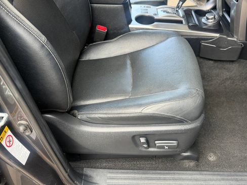 Used 2018 Toyota 4Runner Limited AWD/4WD image 24