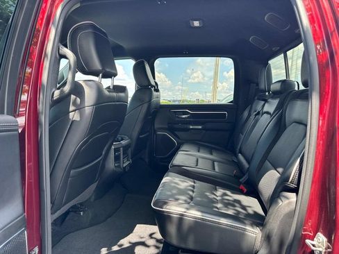 Used 2025 RAM 1500 Laramie AWD/4WD image 10