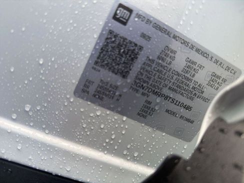 New 2026 Chevrolet Equinox EV LT FWD image 41