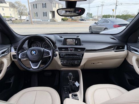 Used 2017 BMW X1 xDrive28i image 25