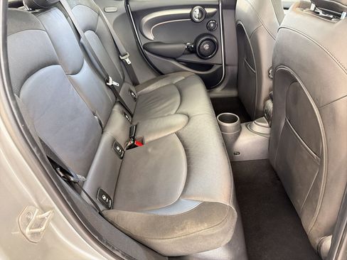 Certified 2024 MINI Cooper S image 30