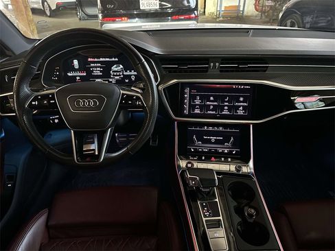 Used 2021 Audi S6 Premium Plus w/ S Sport Package image 15