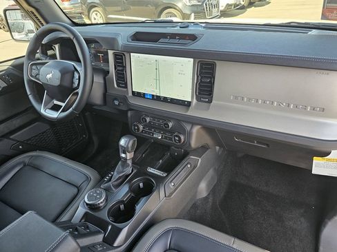 New 2026 Ford Bronco Outer Banks AWD/4WD image 10