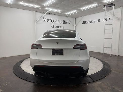 Used 2023 Tesla Model Y Long Range image 6