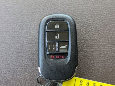 Used 2024 Honda Pilot Elite image 38