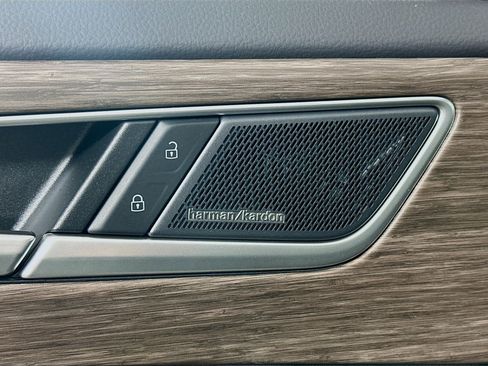 New 2026 Volkswagen Atlas SEL Premium R-Line AWD/4WD image 19