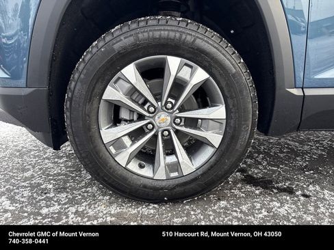 New 2026 Chevrolet Equinox LT w/ Convenience Package II image 24