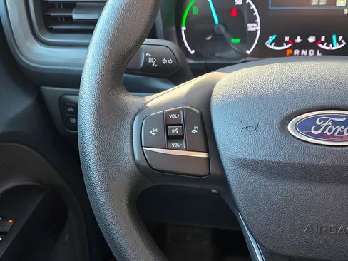 Used 2022 Ford Maverick XL image 18