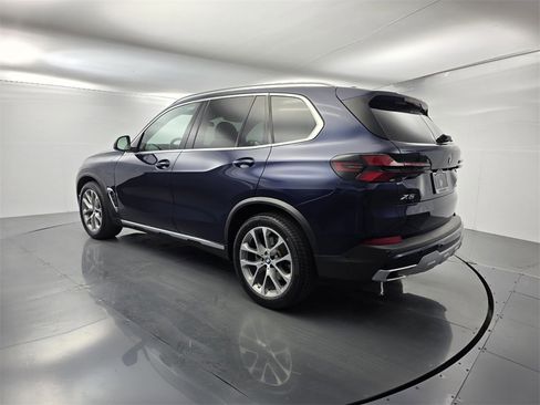 Certified 2024 BMW X5 xDrive40i w/ Premium Package image 6