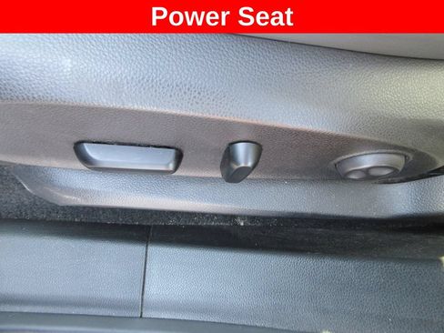 Certified 2020 Buick Envision Essence FWD image 26