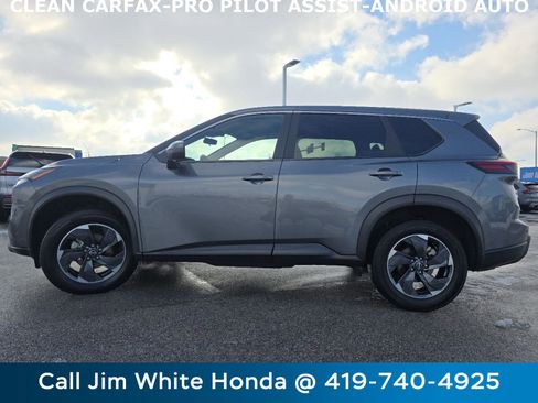 Used 2025 Nissan Rogue SV image 14