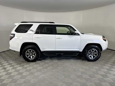Used 2021 Toyota 4Runner TRD Off-Road image 9